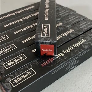 New Von D Everlasting liquid lipstick EXORCISM